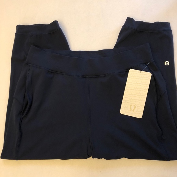 NWT Lululemon rejuvenate crop - Picture 2 of 7